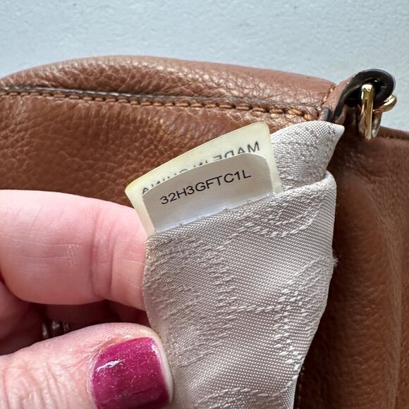 Michael Kors Fulton Small Crossbody Handbag Luggage Brown Leather Adjustable - Picture 9 of 11